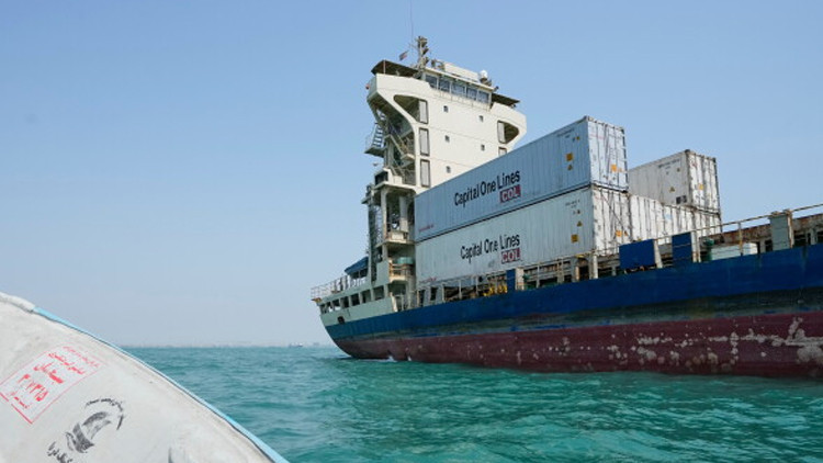 irandan-togo-bayrakli-tankere-saldiri-lwi2zGER